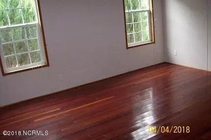 443 Battleground Rd, Atkinson, NC 28421 photo 10