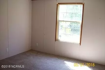 443 Battleground Rd, Atkinson, NC 28421 photo 3