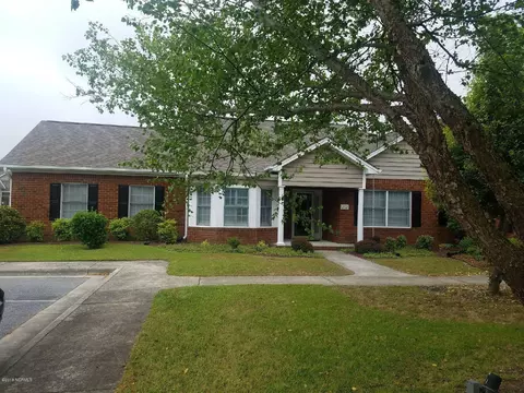202 Willows Ct, Washington, NC 27889 photo 2
