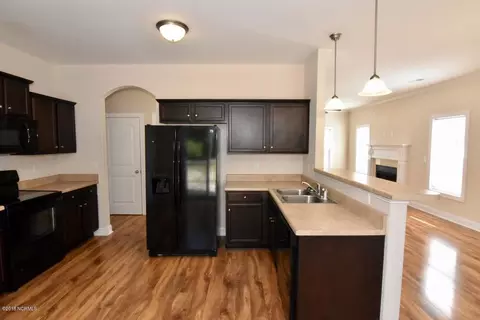 107 Stacey Greg Rd, Hampstead, NC 28443 photo 11