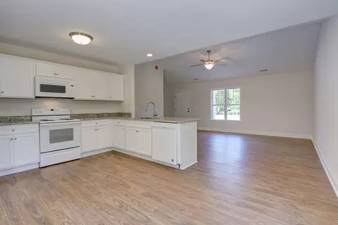 331 Zonnie Ln, Hampstead, NC 28443 photo 12