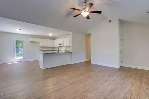 331 Zonnie Ln, Hampstead, NC 28443 photo 6