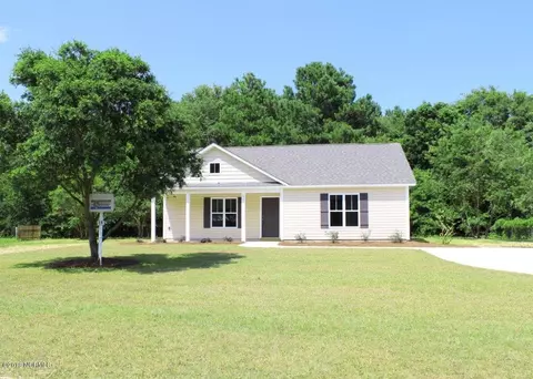 331 Zonnie Ln, Hampstead, NC 28443 photo 1