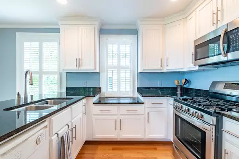 629 E Main St, Washington, NC 27889 photo 7