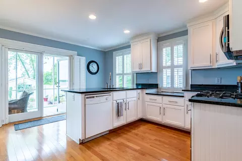629 E Main St, Washington, NC 27889 photo 5