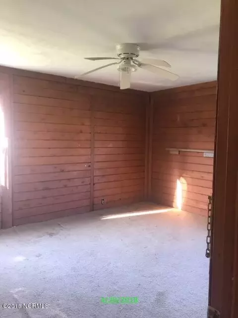 267 Riggs Rd, Hubert, NC 28539 photo 4