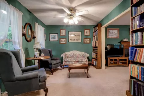 331 Creekview Dr, Hampstead, NC 28443 photo 4