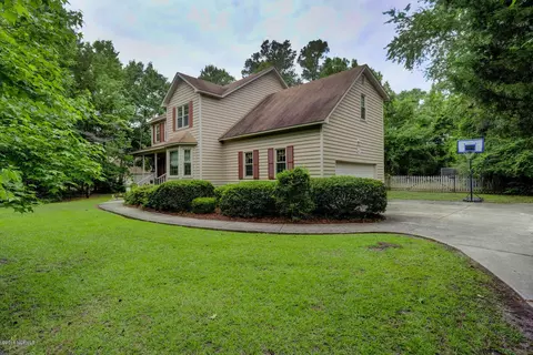 331 Creekview Dr, Hampstead, NC 28443 photo 2