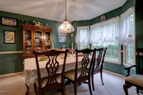 331 Creekview Dr, Hampstead, NC 28443 photo 6