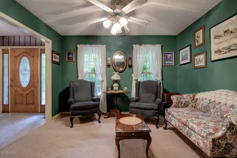 331 Creekview Dr, Hampstead, NC 28443 photo 5