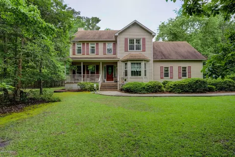 331 Creekview Dr, Hampstead, NC 28443 photo 1