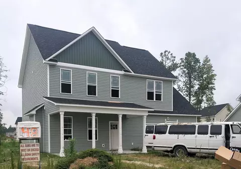 903 Haystack Ln, Jacksonville, NC 28546 photo 2