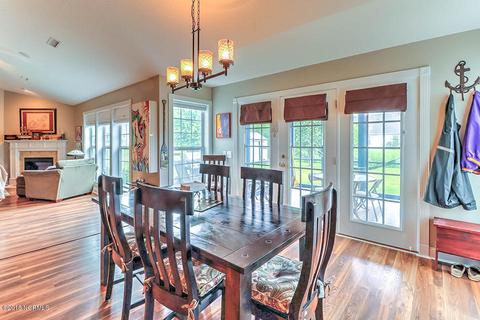 203 Conifer Dr, Hampstead, NC 28443 photo 9