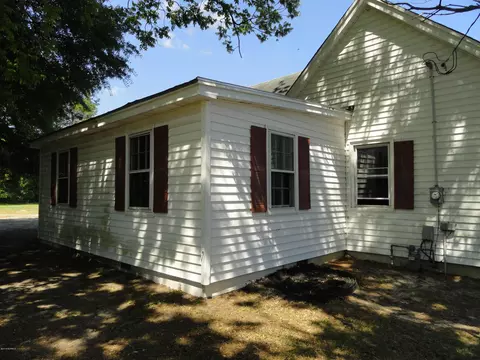 329 E Stack St, Saint Pauls, NC 28384 photo 11