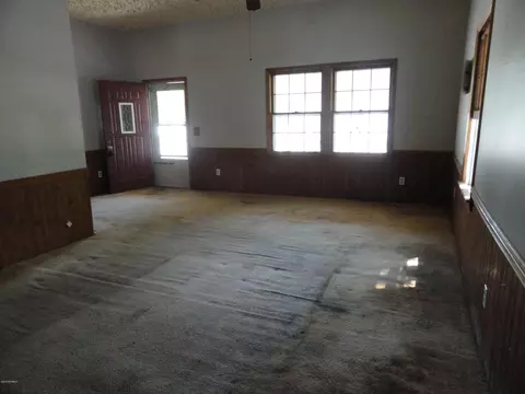 329 E Stack St, Saint Pauls, NC 28384 photo 3
