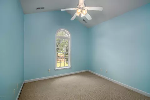 112 Long Leaf Dr, Hampstead, NC 28443 photo 18