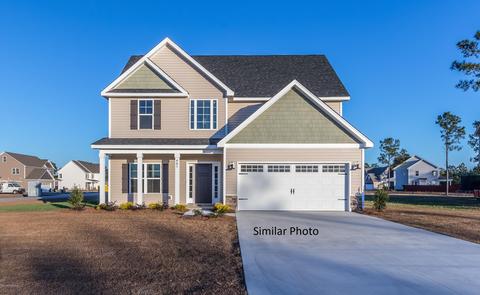 697 Aria Ln, Hubert, NC 28539 photo 4