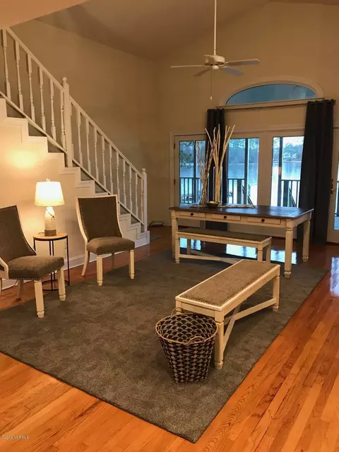 217 S Main St, Bath, NC 27808 photo 5