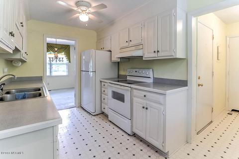 230 Hughes Rd, Hampstead, NC 28443 photo 9