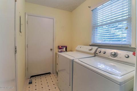 230 Hughes Rd, Hampstead, NC 28443 photo 10