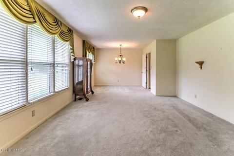 230 Hughes Rd, Hampstead, NC 28443 photo 4