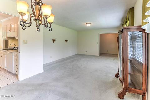 230 Hughes Rd, Hampstead, NC 28443 photo 5