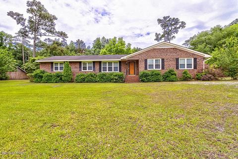 230 Hughes Rd, Hampstead, NC 28443 photo 1