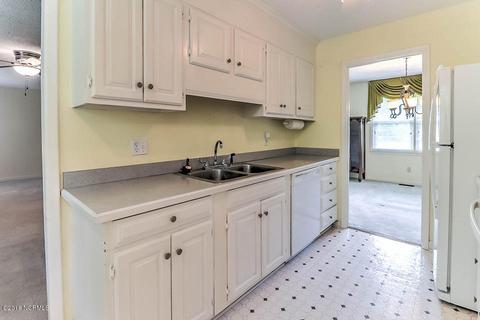 230 Hughes Rd, Hampstead, NC 28443 photo 8