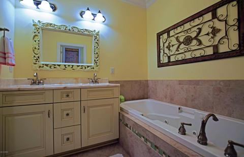 216 Crown Pointe Dr, Hampstead, NC 28443 photo 17