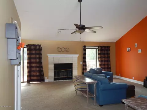 105 Par Ct, Hampstead, NC 28443 photo 2