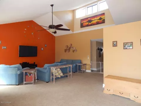 105 Par Ct, Hampstead, NC 28443 photo 5