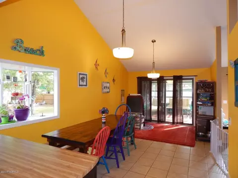 105 Par Ct, Hampstead, NC 28443 photo 6