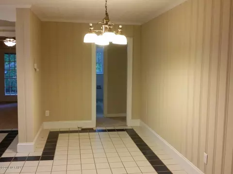 307 E Liberty St, Williamston, NC 27892 photo 10