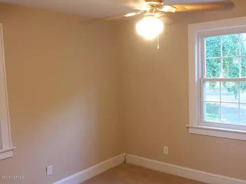 307 E Liberty St, Williamston, NC 27892 photo 20