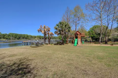 102 Deer Cove Rd, Hampstead, NC 28443 photo 55