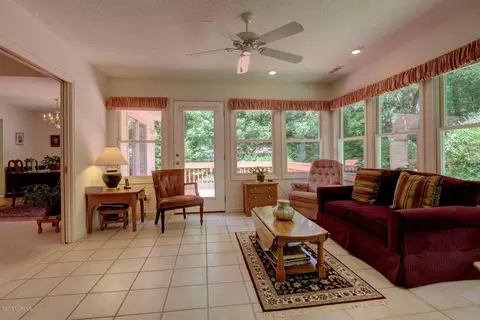2009 Cordgrass Rd, Hampstead, NC 28443 photo 8