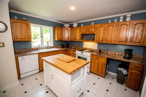 1204 Lupton Dr, Oriental, NC 28571 photo 13