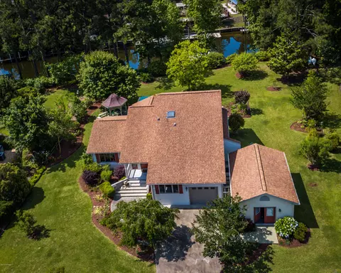 1204 Lupton Dr, Oriental, NC 28571 photo 2