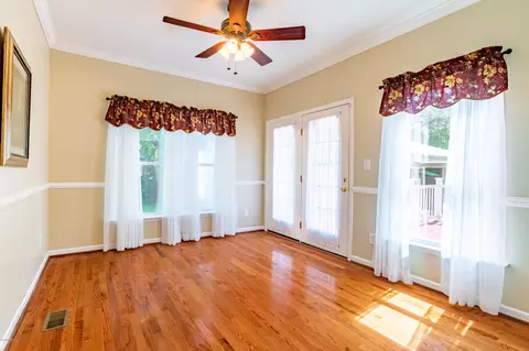 727 Possum Track Rd, Chocowinity, NC 27817 photo 8