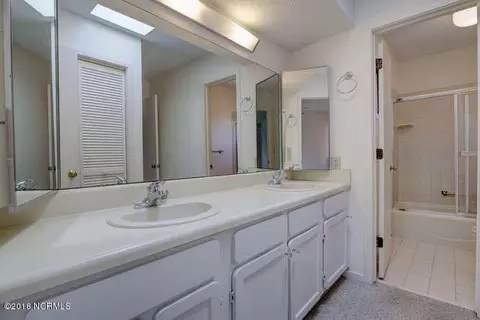 300 Widgeon Dr, Hampstead, NC 28443 photo 11