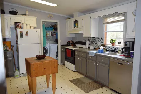 469 Webber Rd, Willard, NC 28478 photo 6