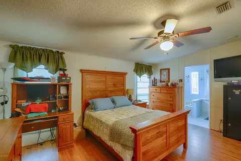 421 Quartermaster Ct, Hampstead, NC 28443 photo 12