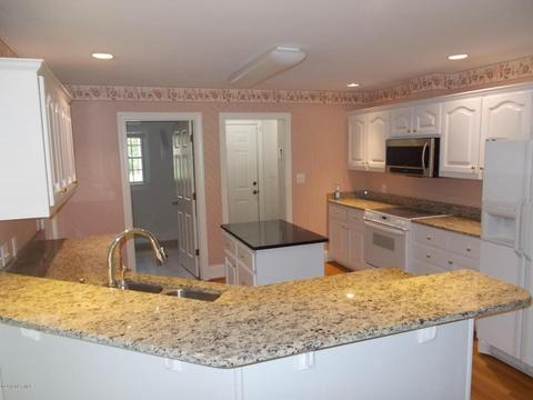 104 James Ct, Chocowinity, NC 27817 photo 4