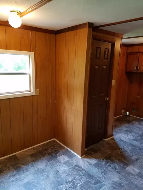 501 E Henry St, Atkinson, NC 28421 photo 16