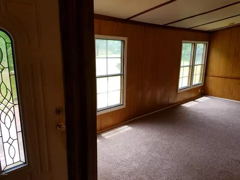 501 E Henry St, Atkinson, NC 28421 photo 9