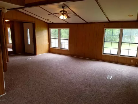 501 E Henry St, Atkinson, NC 28421 photo 7