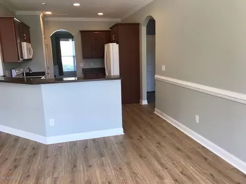 132 Roughleaf Trl, Hampstead, NC 28443 photo 2