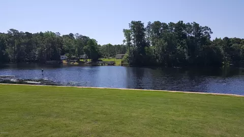 132 Roughleaf Trl, Hampstead, NC 28443 photo 5