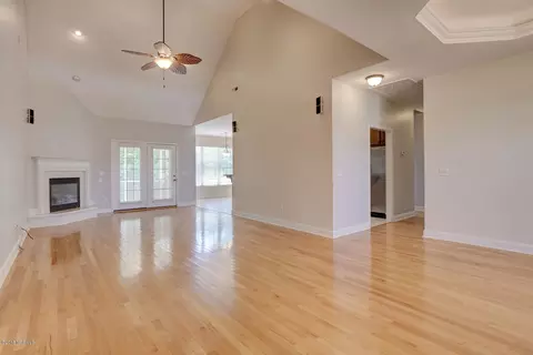833 Highlands Dr, Hampstead, NC 28443 photo 5