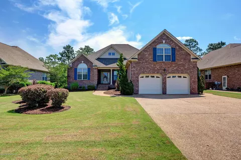 833 Highlands Dr, Hampstead, NC 28443 photo 2